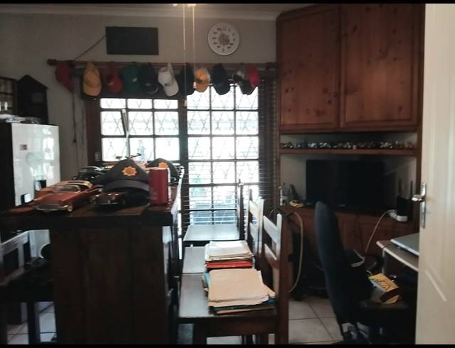3 BEDROOM FREESTANDING FOR SALE IN BELLEVUE